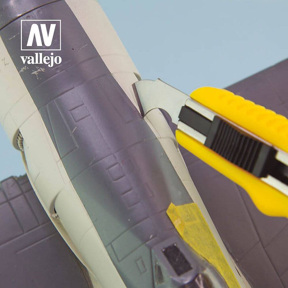 Plastic Cutter Scriber Tool & 5 Spare Blades T06012 AV Vallejo