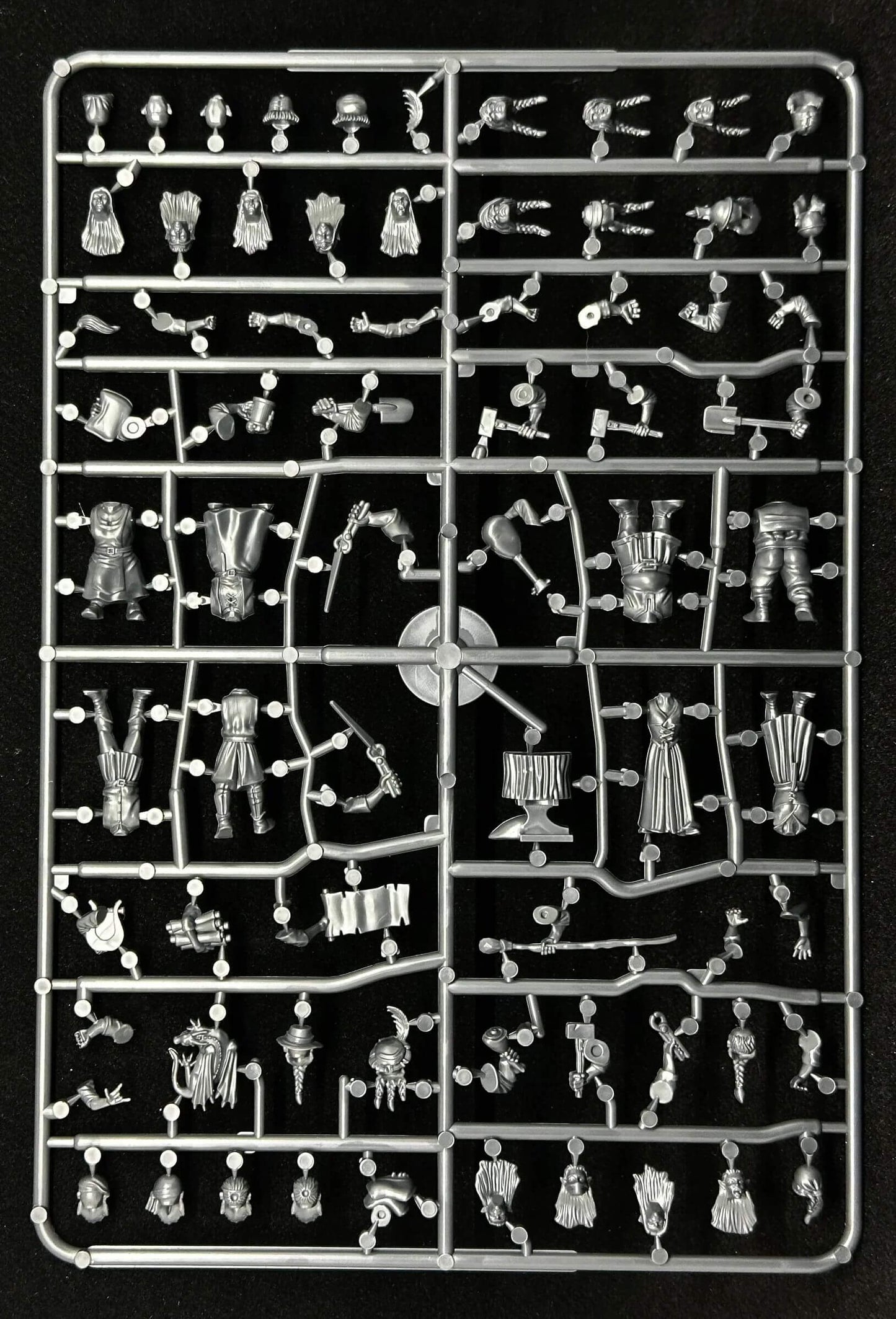 28mm Villagers (2): Elves & Dwarves Sprue Wargames Atlantic