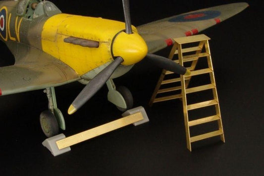 Brengun BRL48046 British wheel chock + ladder resin accessories for RAF 1/48